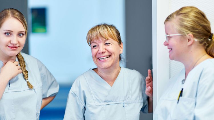Medizinische Fachangestellte im Gespräch